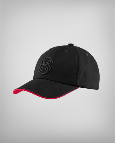 Gorra negra con logotipo en relieve