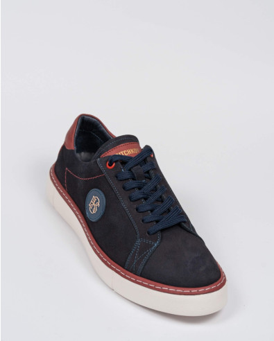 Zapatillas de nobuk en azul marino y burdeos