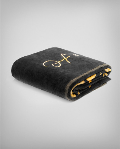 Luxury beach towel "Golden Triumphs" in black