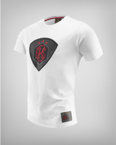 Model 241715 Men's white T-shirt with badge and logo