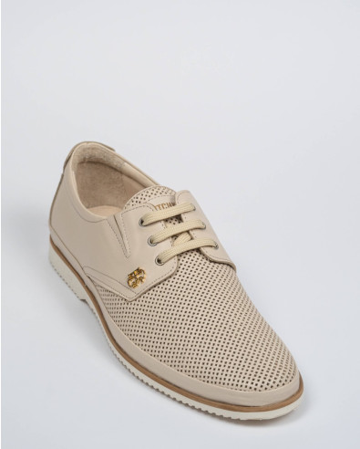 H8S shoes in beige