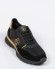 Черни спортни обувки със златни елементи